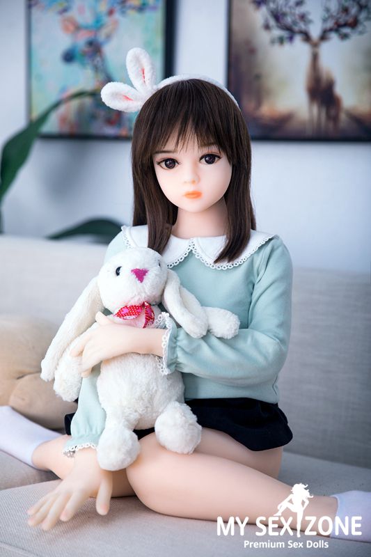 Selinda: Flat Chest Small Sex Doll